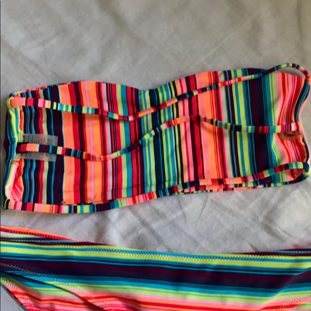 Blackbough bathing suit - Picture 7 of 9